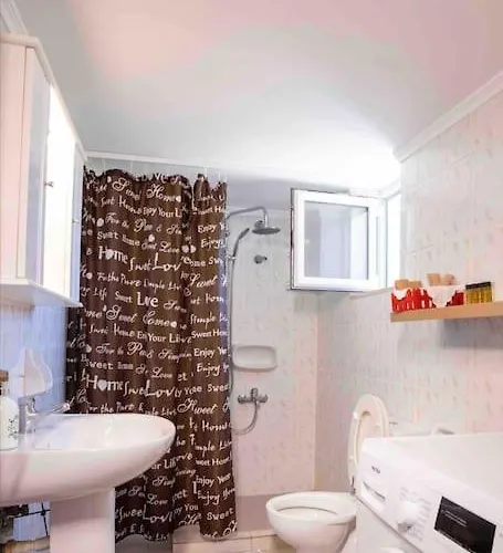 Marianna Lygides * Agia (Chania, Crete)